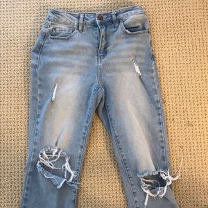 Very cute boyfriends jeans